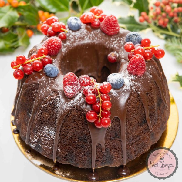 Chocolate Fudge Cake Christmas edition