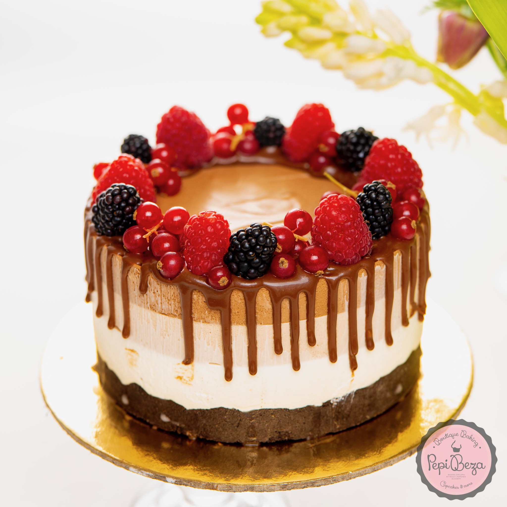 Red Fruits Chocolate Mousse Party
